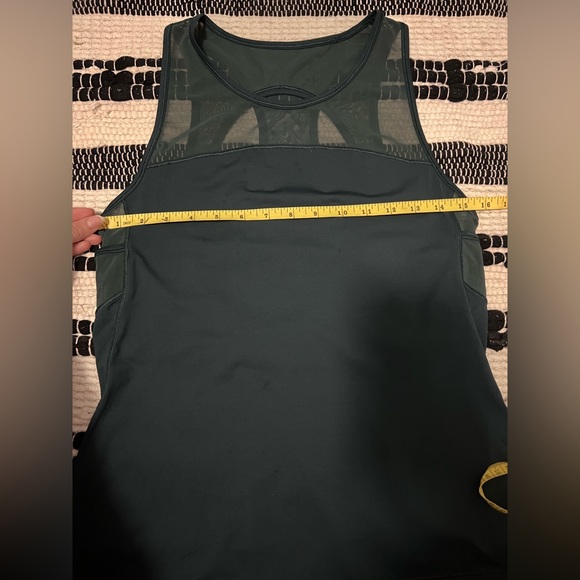 Lulu lemon green workout tank - Picture 5 of 6